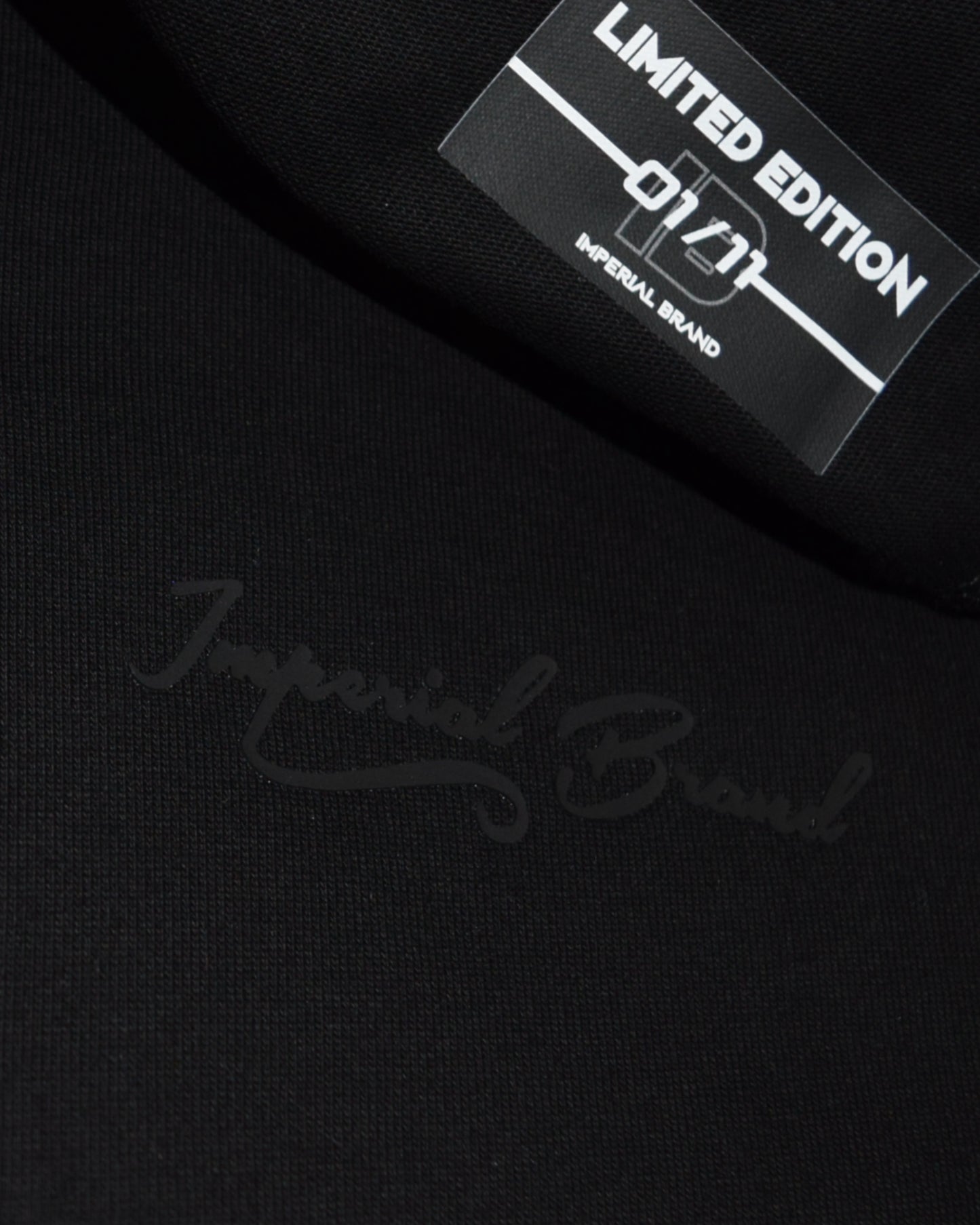 TOTAL BLACK